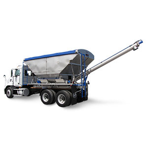 hinten getragener Getreidewagen