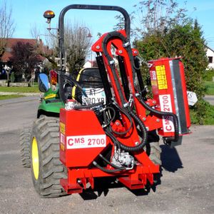 montierter Hydraulischer Freischneider / Schlagkreuz / zusammenklappbar