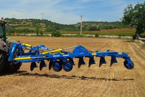 Scheibenpflug / getragen / mit Hydraulikregelung / mit Bedienrad