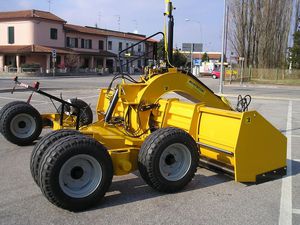Planiermaschine zur Vorbereitung der Felder