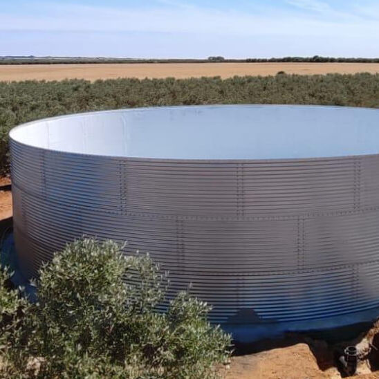 Réservoir à eau Water tanks SILOS Spain en acier galvanisé pour