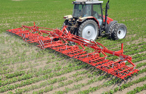 mounted row crop cultivator / weeding