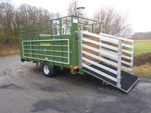 single-axle stock trailer / monocoque / with swing doors