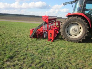 pneumatic seed drill / 2-row