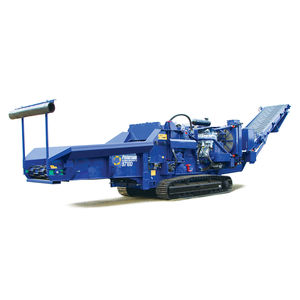 self-propelled bio shredder / with combustion engine / tracked