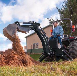 tractor backhoe / hydraulic