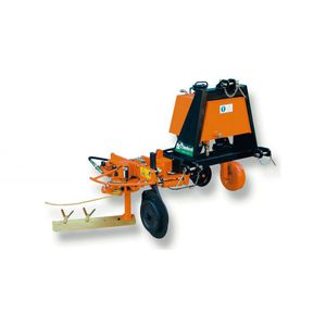 mounted row crop cultivator / weeding / vineyard
