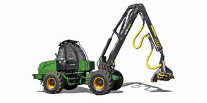 rubber-tired forestry harvester / with crane