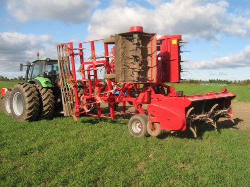 Mounted Row Crop Cultivator Vario Digger CMN Maskintec Weeding