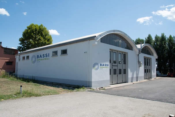 BASSI SEMINATRICI srl Photo 7