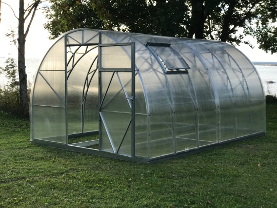 Ecoslider Greenhouses and PremiFarm Aeroponic Vert Photo 7