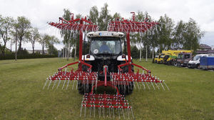 angebauter Grubber