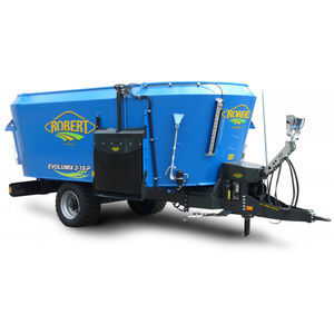 vertikaler Futtermischwagen