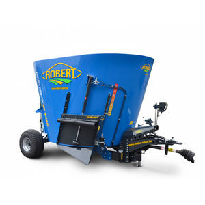 vertikaler Futtermischwagen