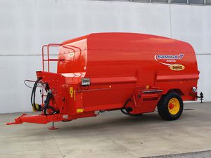 horizontaler Futtermischwagen