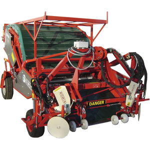 Erntemaschine / junge Triebe