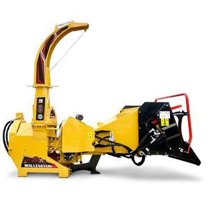 angebauter Häcksler 1