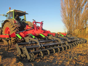 angebauter Grubber