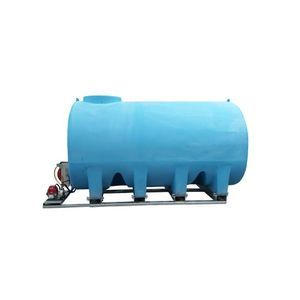 Wassertonne auf Rahmen