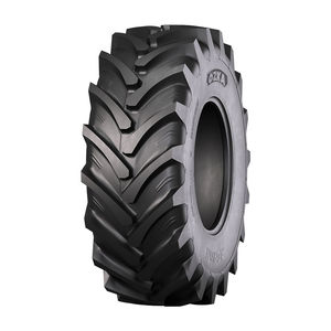 Reifen für Traktor
