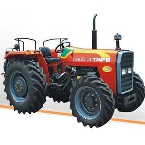 Traktor mit 4-Rad-Antrieb 1