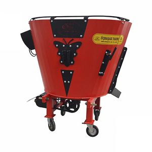vertikaler Futtermischwagen