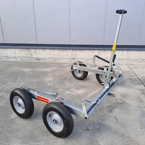 geschobener Erntewagen