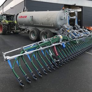 Rampe für Streugerät / mit Schleppschlauch