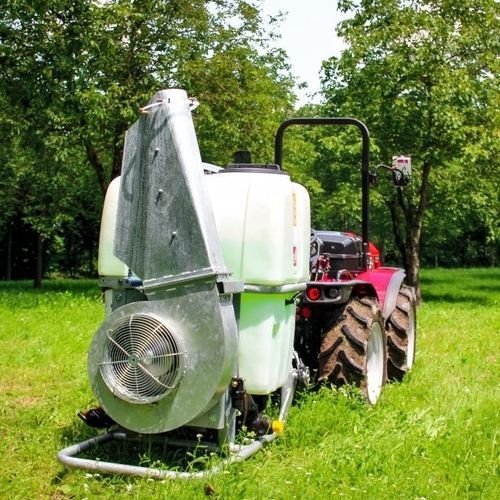 Gezogener Zerstäuber - AGP ENR series - AGROMEHANIKA d.d. - angebaut / für Obstgärten / mit Kanone