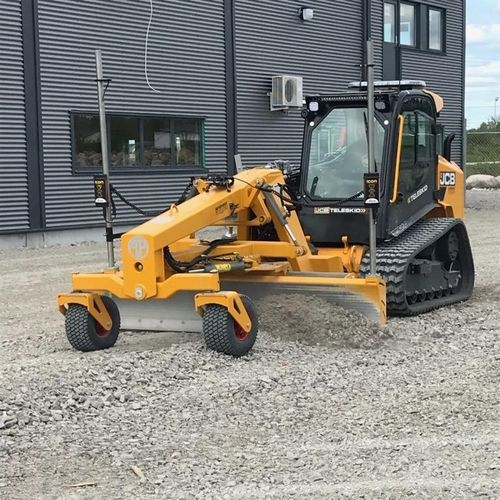 Planiermaschine zur Vorbereitung der Felder - Twister series - AP Machinebouw B.V. - lasergesteuert / unter dem Chassis