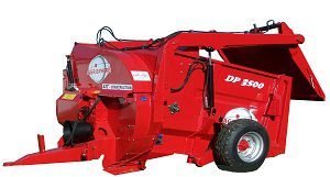 Gezogene Einstreumaschine - DP 3500 - Atelier 3T - für Rundballen / selbstentladend / für Futter