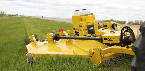 Landwirtschaftsmulcher - ONEPASS - Degelman Industries Ltd. - hinten montiert / Zapfwellen / zusammenklappbar