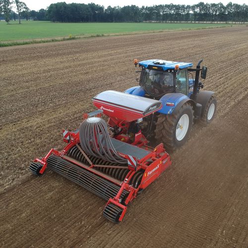 Pneumatische Drillmaschine - Ringseeder - Farmax Metaaltechniek B.V. - traktormontiert / mit Egge