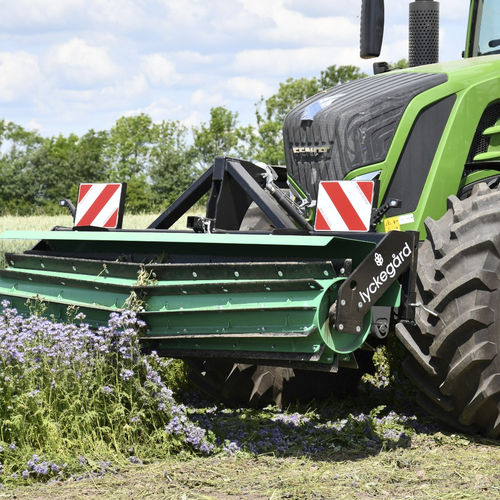 Walze zur Mulchzerkleinerung - Crimper - Lyckegård Group AB - Cambridge / mit Dreipunktanbau