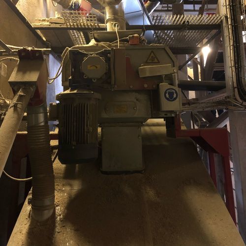 Futtermühle - E3200+ roller mill - Rivakka Nipere Oy