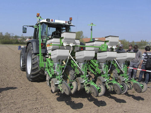Pneumatische Einzelkornsämaschine - Sigma Hws - SFOGGIA Agriculture Division S.r.l. - Scheiben / traktormontiert / mit Düngeraufbringung