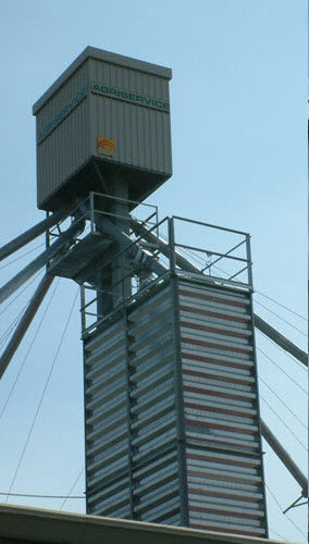 Silo für Getreide - ZANIN F.lli srl - Metall / quadratisch / Well
