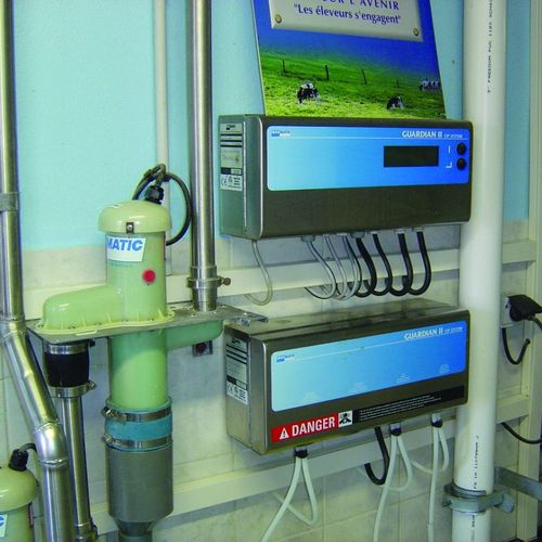 Waschanlage für Melkausrüstungen - Guardian II - BouMatic - automatisch / mit Steuergerät / programmierbar