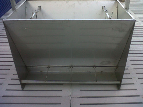 Trog für Schweine - TOUTINOX - GALVELPOR S.A.S. - Edelstahl / Multi-Access