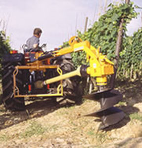 Traktormontierter Pfostenbohrer - Abimac Srl