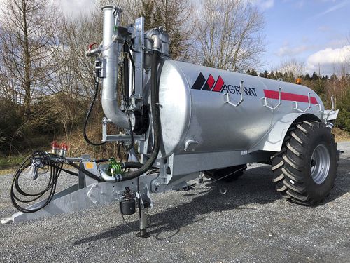 Einachsiger Güllestreuer - SKF series - Agrimat - mit Steinpflug