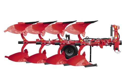 Pflug mit Tülle - KM 80 HP  - Akpil - angebaut / volldrehend
