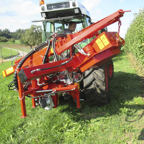 Hydraulischer Baumschüttler - FSI - FEUCHT Obsttechnik GmbH - Obst / Schalenfrucht / angebaut