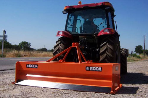 Planiermaschine zur Vorbereitung der Felder - ROCK DUAL CN series - Roda Maquinaria - für Straßen / steif