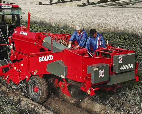 Gemüseerntemaschine - BOLKO - Unia - gezogen / 1 Reihe