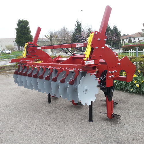 Tiefenlockerer / 11 Zinken - HERCULES MEGA - Badalini Srl - mit Rolle / stationär / mit Hydraulikregelung