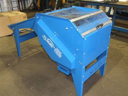 Karotten-Erntereiniger - Niagri Engineering - Rüben / Pastinaken / mit Poliermaschine