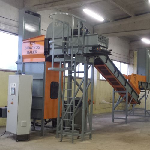 Rechteckige Ballenpresse - KME - Ken Mills Engineering Ltd. - mit fester Kammer / großformatig