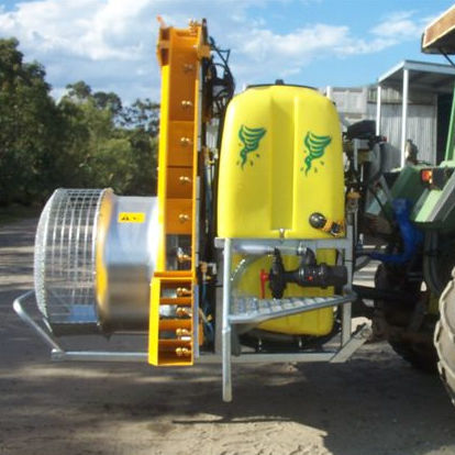 Traktormontierter Zerstäuber - AirSerg II - tornadosprayers - für Obstbau / hydraulisch / Zentrifugal