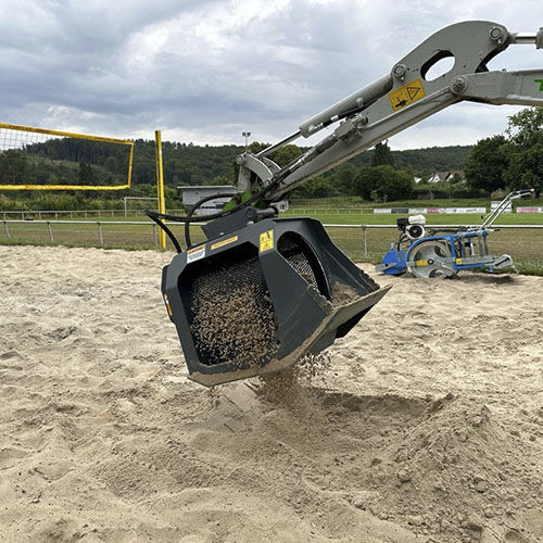 Siebschaufel - CBR 06 - CM SRL - zur Pflege landwirtschaftlicher Nutzflächen / für Baustellen / für Recyclingprodukte